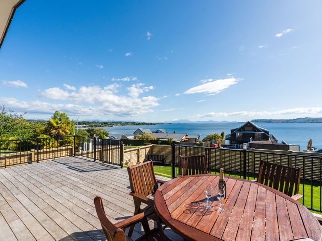 Lakeview Terrace - Taupo Holiday Home - 1147489 - photo 5