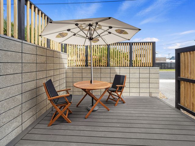 Dee Lightful - Mount Maunganui Holiday Home - 1148188 - photo 2