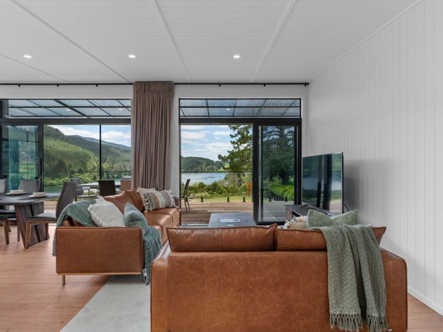 Lakeview Oasis - Lake Whakamaru Retreat - 1148563 - photo 5