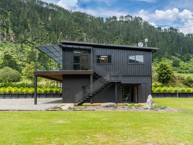 Lakeview Oasis - Lake Whakamaru Retreat - 1148563 - photo 3