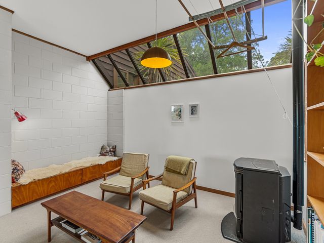 Treetop Sanctuary - Titirangi Holiday Home - 1148944 - photo 5
