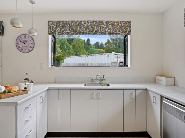 Rose Cottage - Lake Coleridge Holiday Home - 1148980 - photo 3