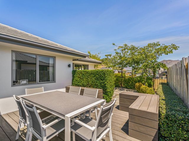 Southern Lakes Escape - Queenstown Holiday home - 1149017 - photo 3