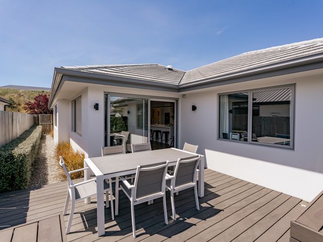 Southern Lakes Escape - Queenstown Holiday home - 1149017 - photo 2