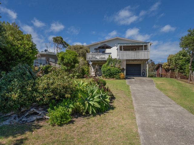 Sunsets and Surf - Whangapoua Holiday Home - 1149063 - photo 4