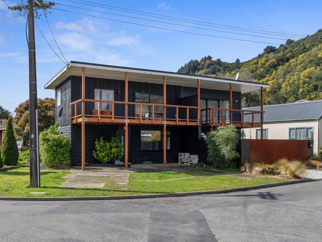 Coastal Charm - Picton Holiday Home - 1149254 - photo 3