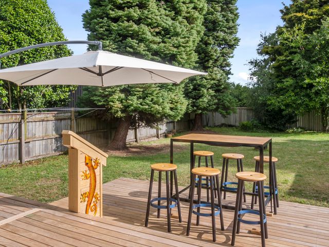 Lakeside Treasure - Mangakino Holiday Home - 1149504 - photo 2