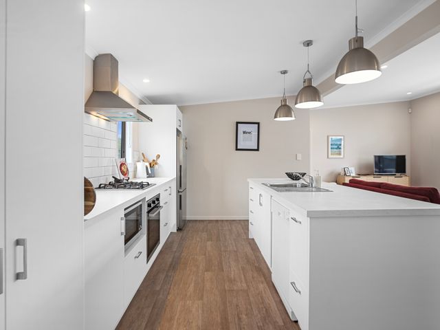 Relax on Dillon - Waihi Beach Holiday Home - 1150465 - photo 5