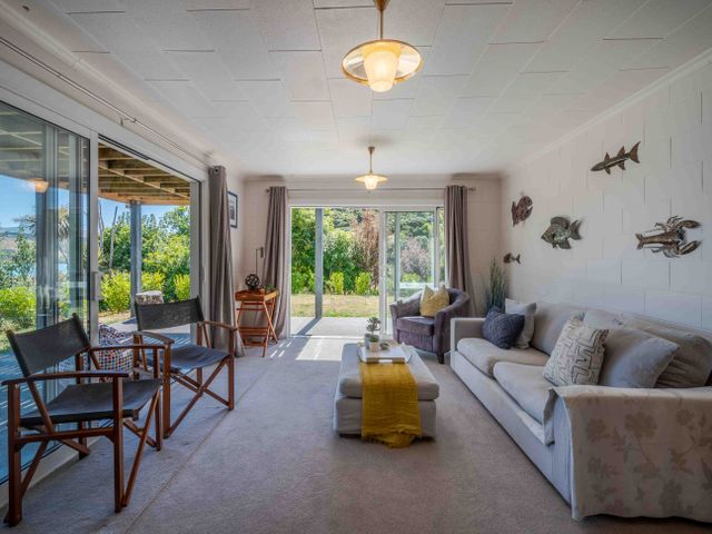 Cliffside - Akaroa Holiday Home - 1151234 - photo 3