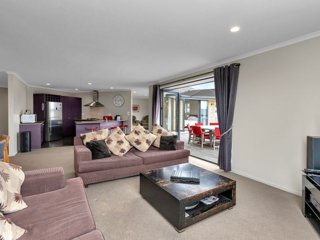 Paradise at the Bay - Ruakaka Holiday Home - 1151963 - photo 4