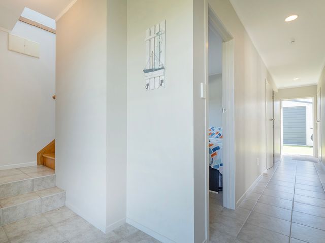 Eazy Breezy - Whangamata Holiday Home - 1152111 - photo 5
