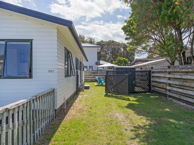 Beach Life - Whangamata Holiday Home - 1152112 - photo 3