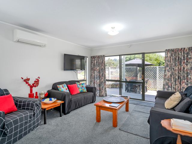 Beach Life - Whangamata Holiday Home - 1152112 - photo 5