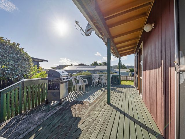 Golden Days - Whitianga Holiday Home - 1153426 - photo 3