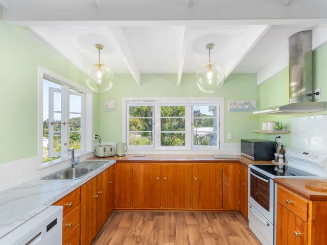 Crabapple Cottage - Coromandel Town Holiday Home - 1153427 - photo 5