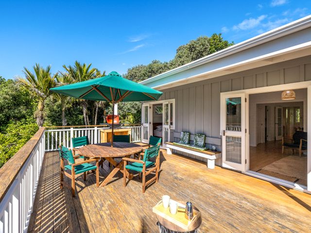 Nikau Cottage - Palm Beach Holiday Home - 1155451 - photo 1