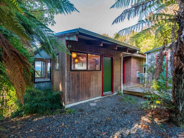 Lakeview Bush Hideaway - Pukawa Holiday Home - 1157045 - photo 2