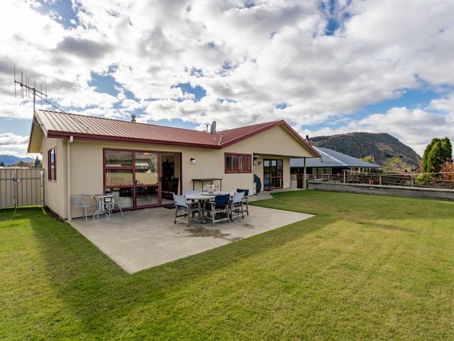 Alpine Scenery - Wanaka Holiday Home - 1157222 - photo 2