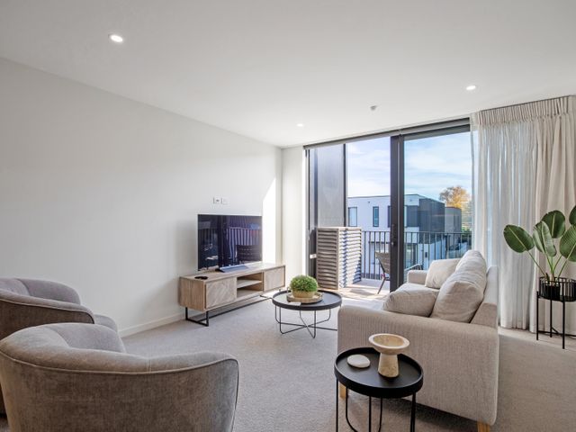 Modern and Central - Christchurch Apartment  - 1157953 - photo 3