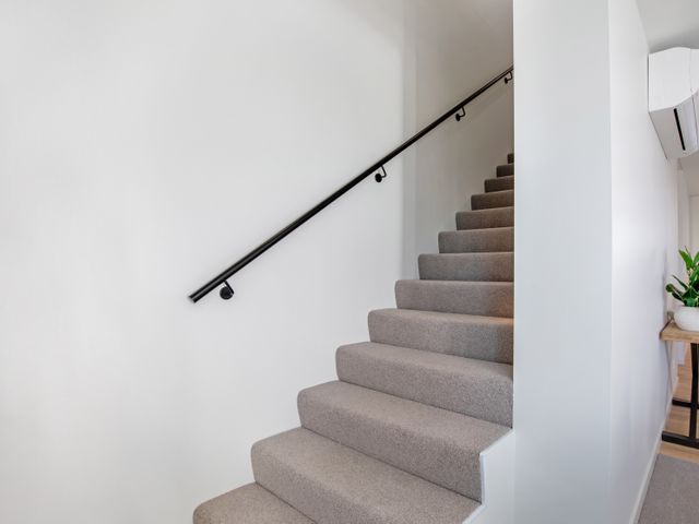 Modern and Central - Christchurch Apartment  - 1157953 - photo 5