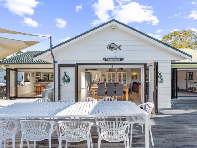 River Palms Retreat - Paihia Holiday Home - 1158021 - photo 3