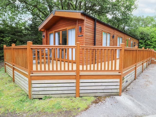 Tawny Owl Lodge