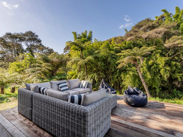 Valley Hideaway - Kūaotunu Holiday Cabin - 1158399 - photo 3