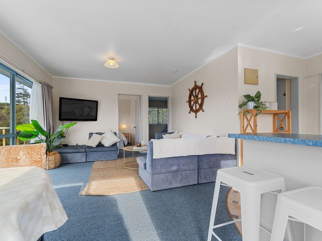 Raglan Beach Retreat - Raglan Holiday Home - 1158747 - photo 3