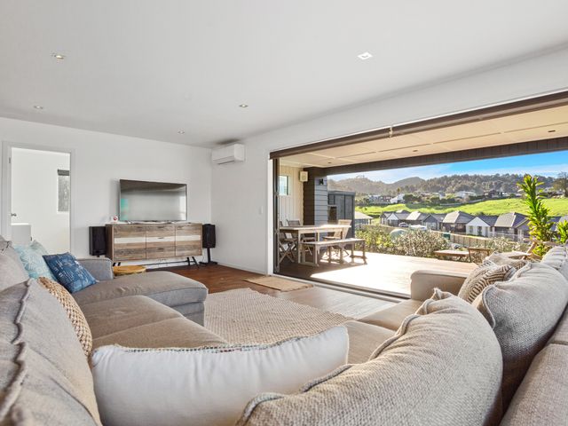 Tohora Serenity - Waihi Beach Holiday Home - 1160360 - photo 5