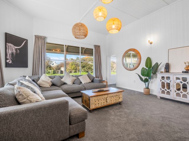 The Olive Corner- Martinborough Holiday Home - 1160601 - photo 3