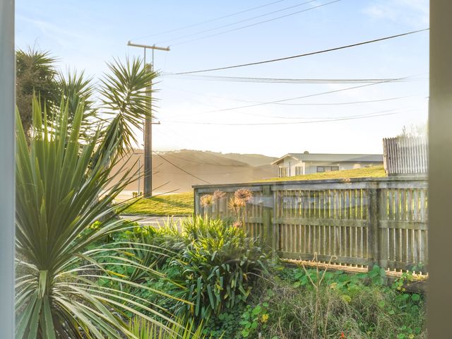 Peninsula Paradise - Raglan Holiday Home - 1160728 - photo 4