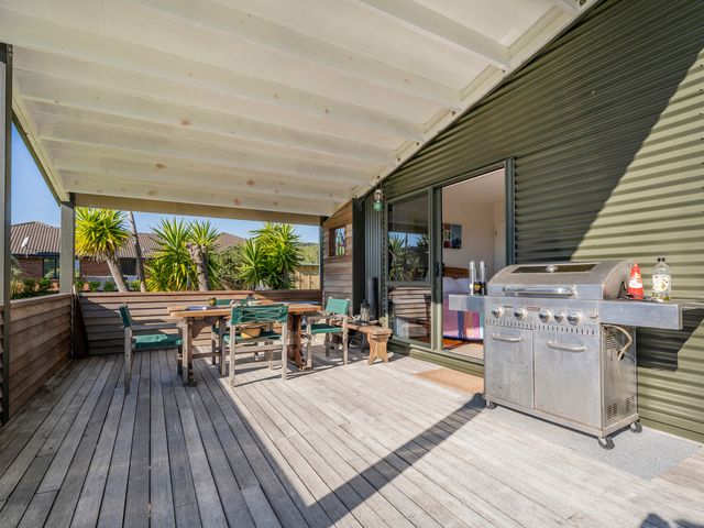 Wai Whare -  Kūaotunu Holiday Home - 1160906 - photo 3