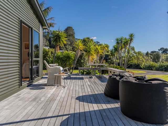 Wai Whare -  Kūaotunu Holiday Home - 1160906 - photo 4