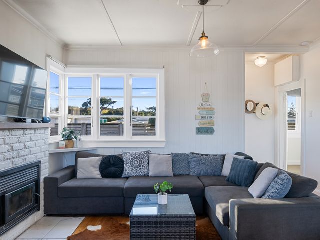 Ocean Breeze - Foxton Beach Holiday Home - 1160986 - photo 3