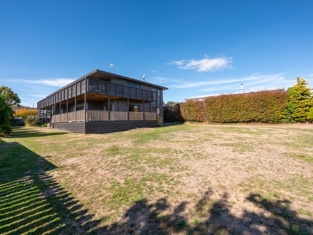 Poppy's Bach - Lake Taupo Holiday Home - 1161669 - photo 3