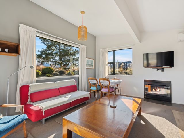 Olive Cottage - Cromwell Holiday Home - 1161868 - photo 5