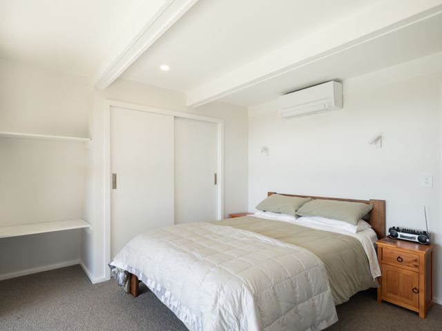 Sunset Shores - Paraparaumu Beach Retreat - 1162455 - photo 5