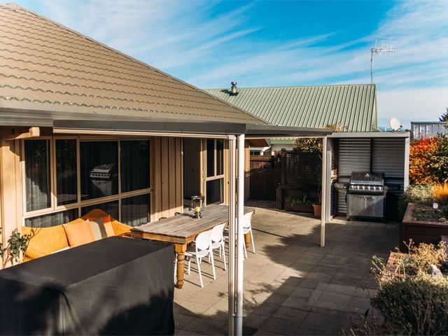 The Grove - Lake Taupo Holiday Home - 1162988 - photo 5