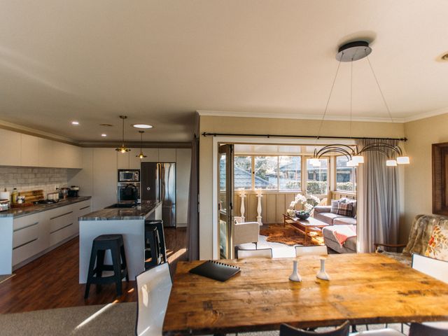 The Grove - Lake Taupo Holiday Home - 1162988 - photo 3