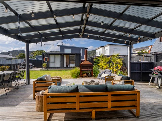 Sunny Hideaway - Whangamata Holiday Home - 1163130 - photo 5