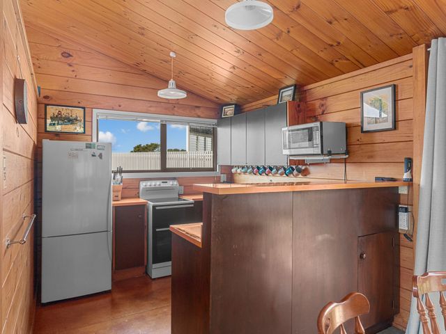 Waterfront Charm - Snells Beach Holiday Home - 1163464 - photo 5