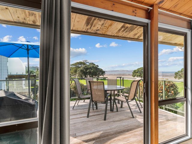 Waterfront Charm - Snells Beach Holiday Home - 1163464 - photo 3