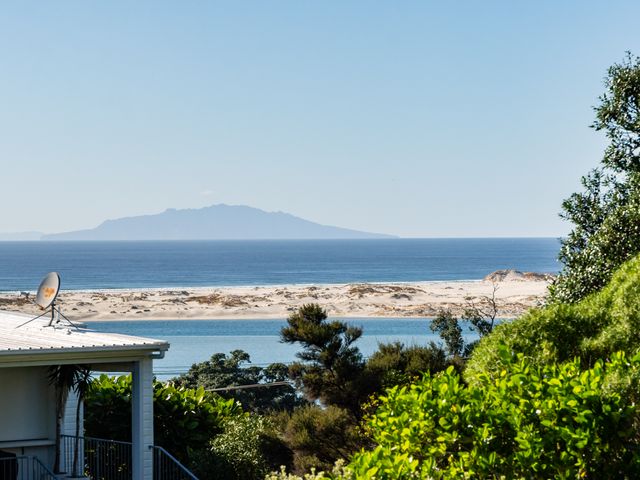 19th Hole Getaway - Mangawhai Holiday Home - 1163745 - photo 1