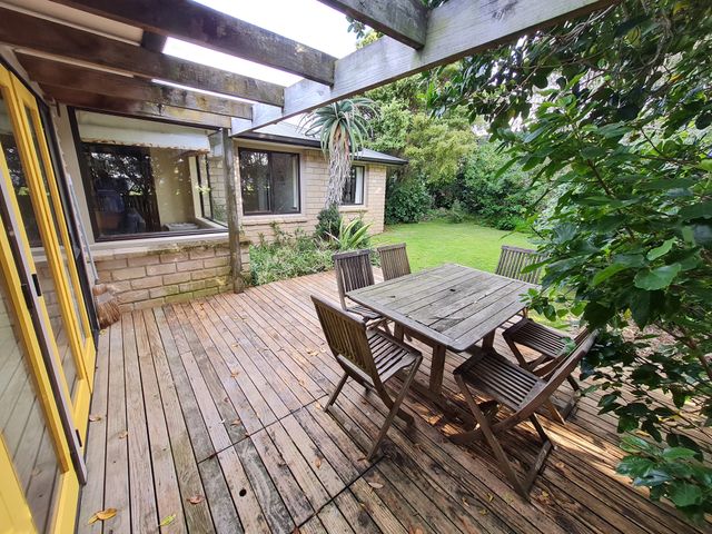 Surf and Sun Retreat - Mt Maunganui Holiday Home - 1164515 - photo 4