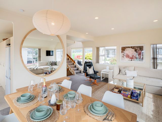 Sans Souchi - Whangamata Holiday Home - 1165058 - photo 5