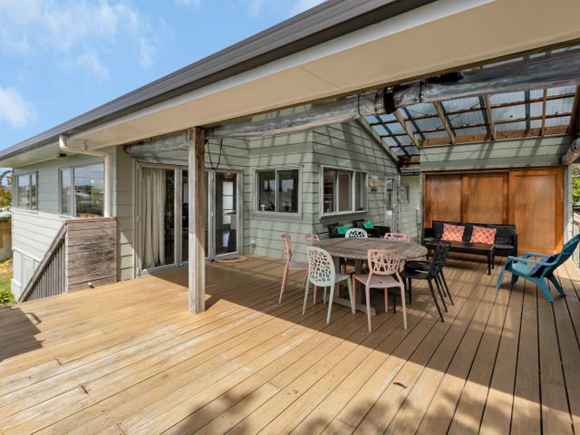 Sea Serenity - Ruakaka Holiday Home - 1165250 - photo 4