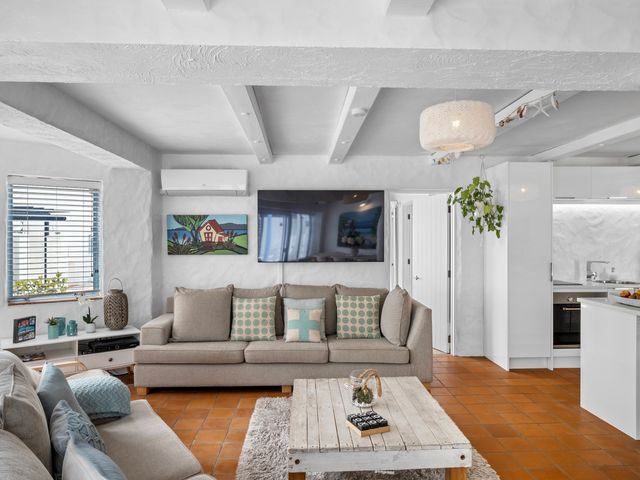 Poolside Waterfront - Orewa Oceanside Villa - 1165263 - photo 2