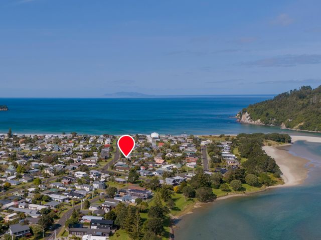 Whanga Bach - Whangamata Holiday Home - 1165528 - photo 1