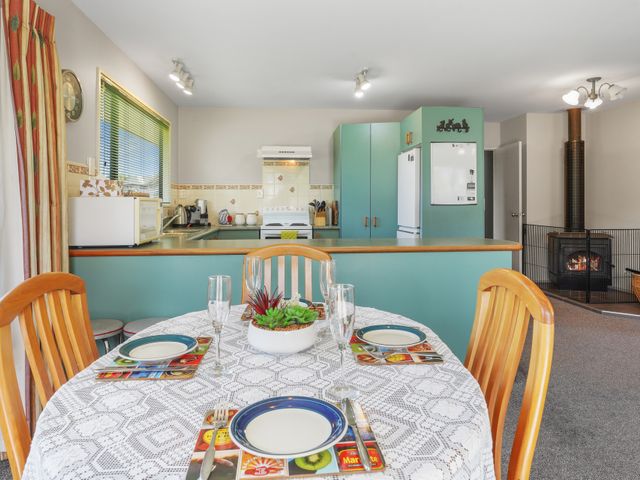 Alpine Peek - Hanmer Springs Holiday Home - 1165671 - photo 5