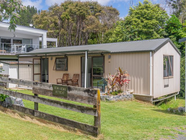 Rewa Rewa Retreat - Tairua Holiday Home - 1165741 - photo 1